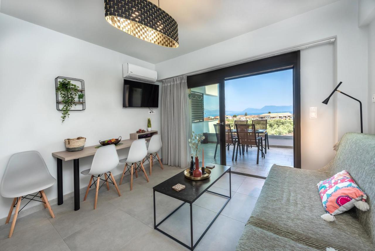 Katerina Luxurious Sea View *