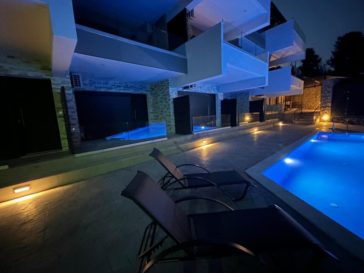 Katerina Luxurious Sea View * Nikiana