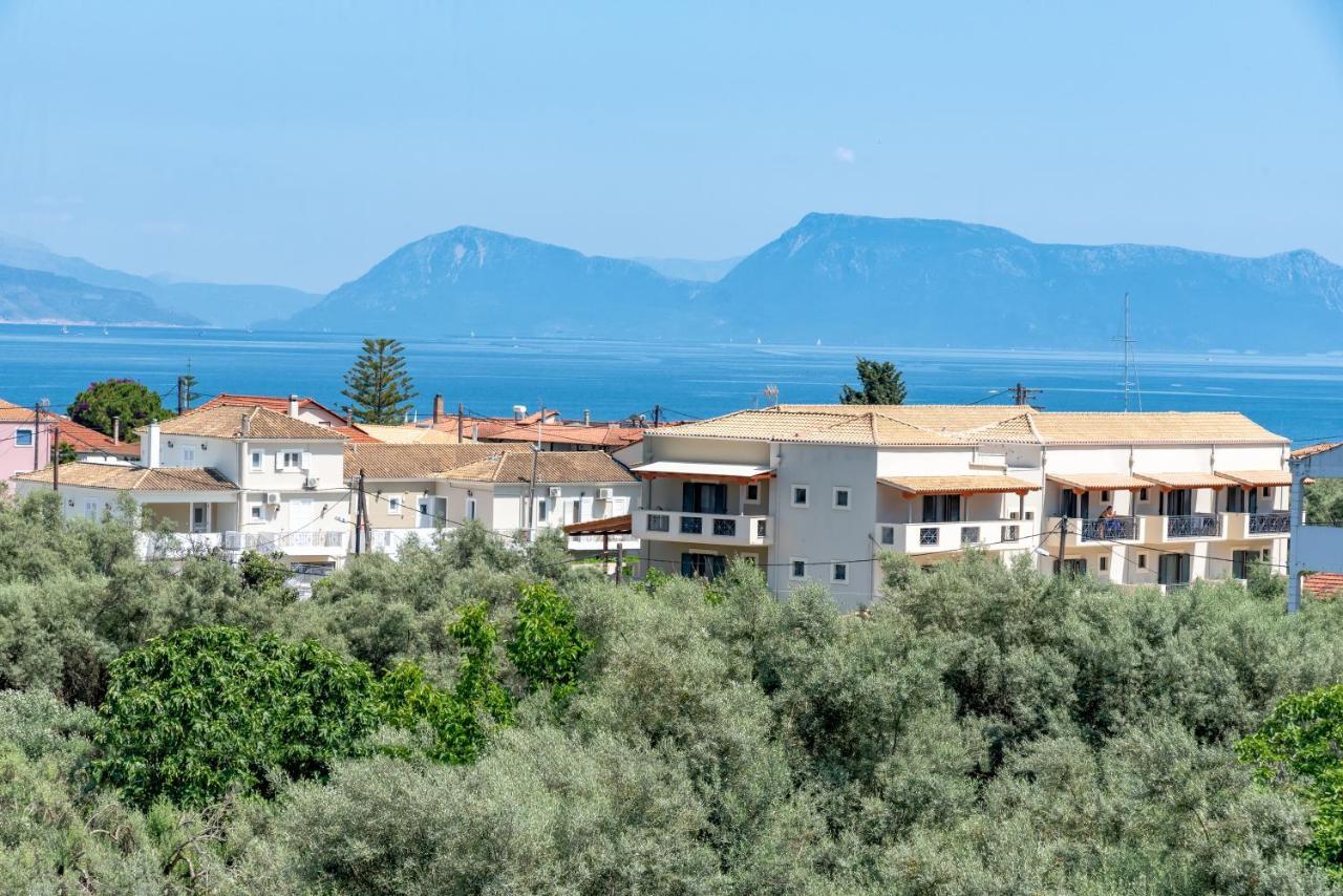 Katerina Luxurious Sea View Nikiana