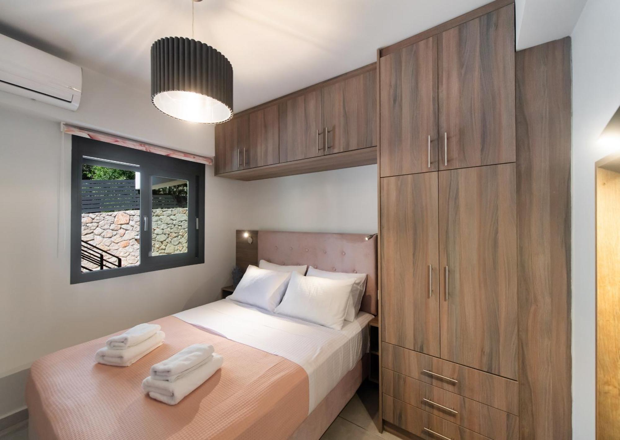 Katerina Luxurious Sea View Apartment