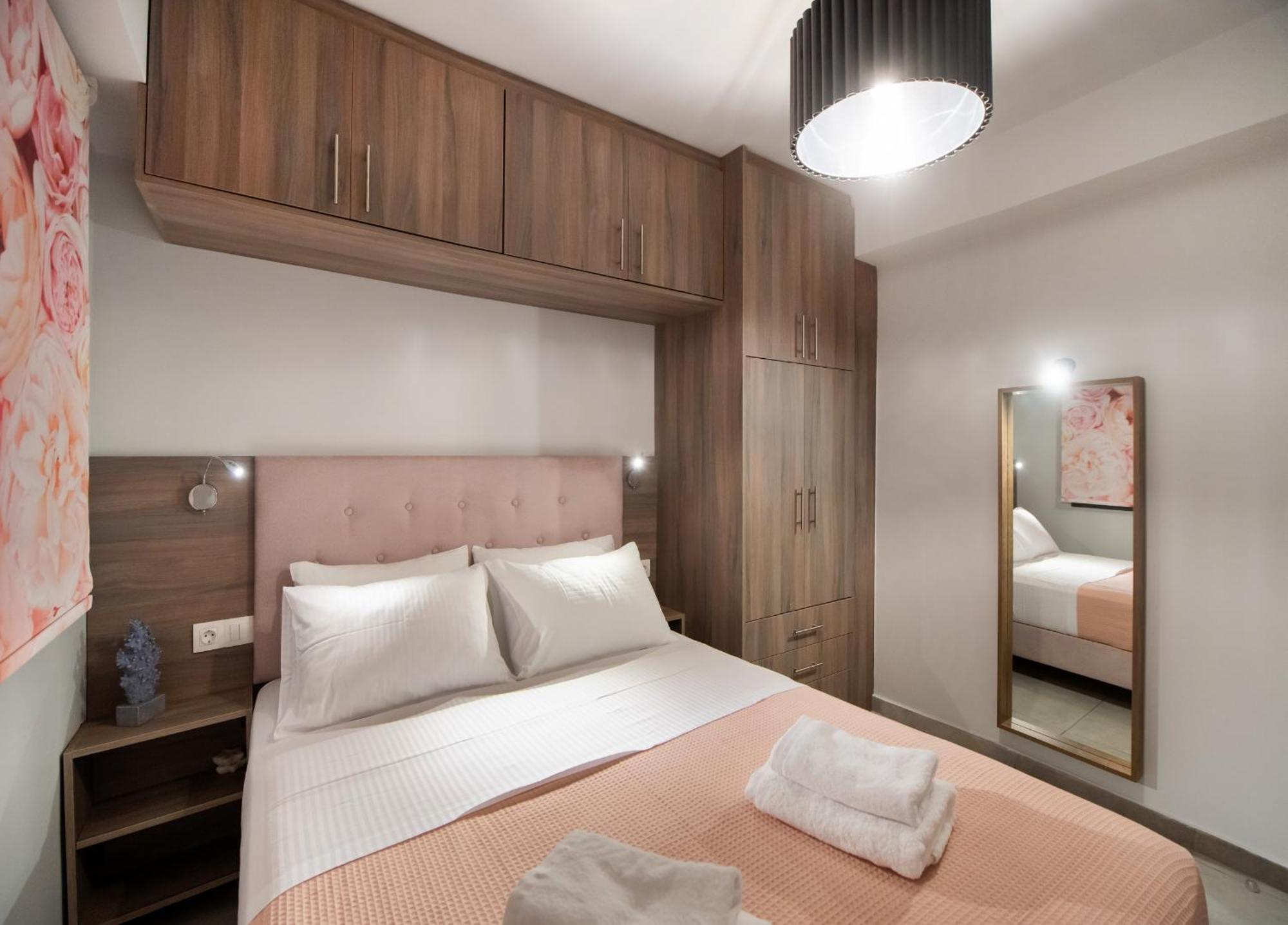 Katerina Luxurious Sea View * Nikiana